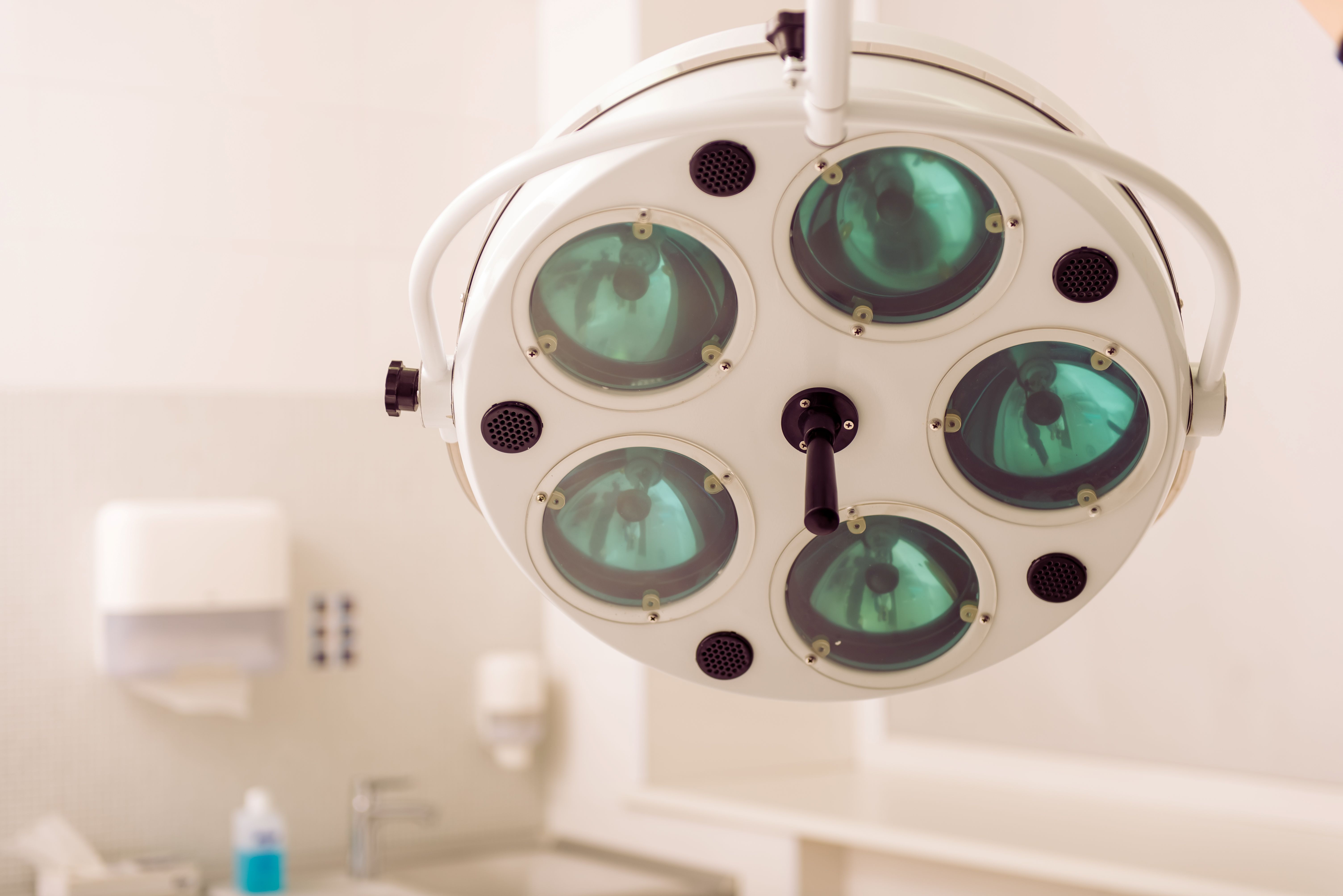 مصابيح العمليات