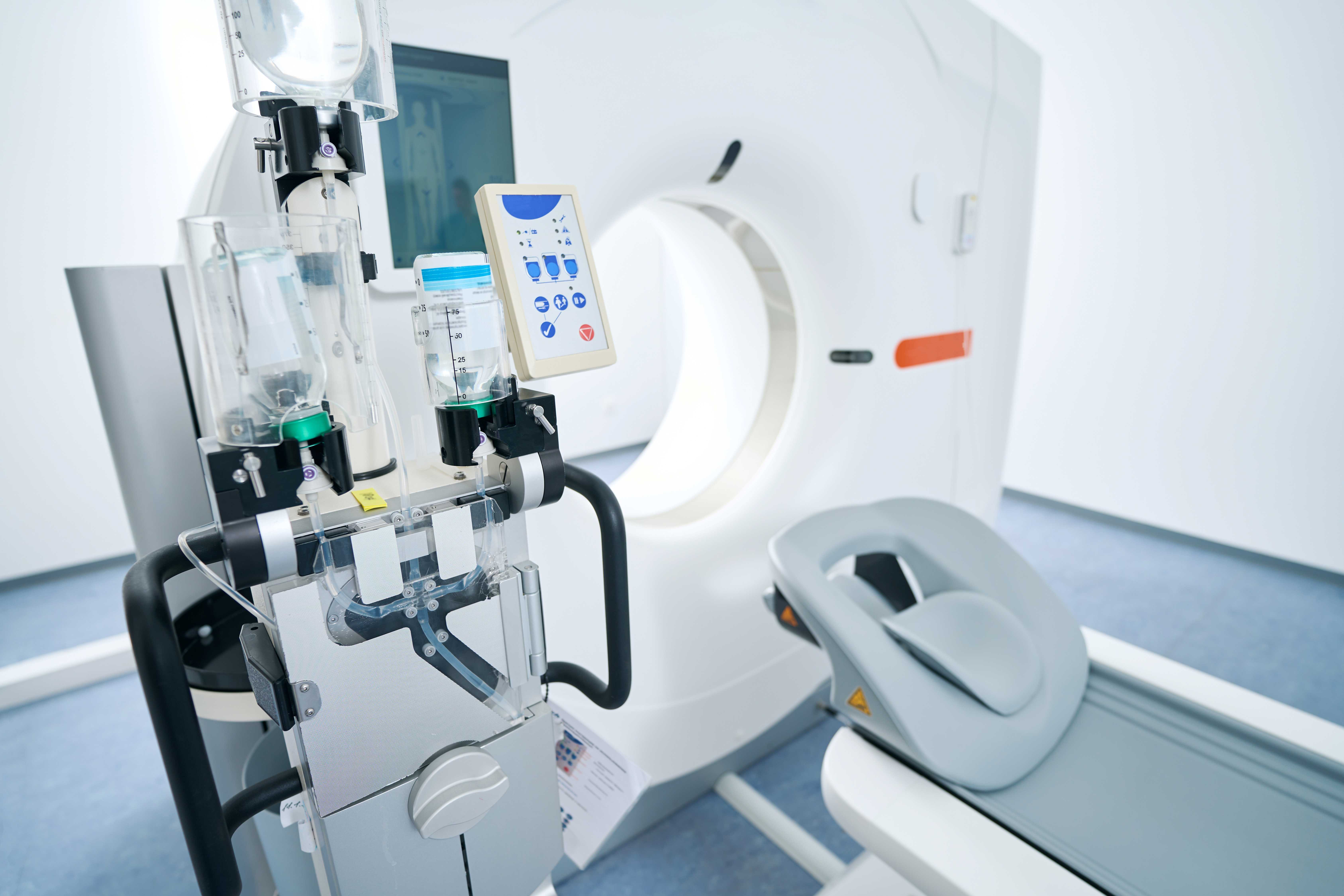 الاستيراد والتوريد